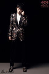 组图：张杰最新大片曝光 彰显成熟男人味