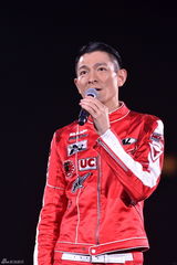 高清组图：刘德华开唱义字当头 为郑伊健个唱造势