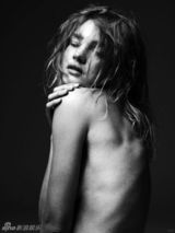 组图：俄罗斯超模娜塔莉亚-沃迪亚诺娃人像写真