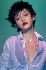 幻灯图集：《全城热恋》热映 夏永康为三主演拍写真