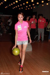 组图：黄日华愕然罗慧娟离世 赞其生性乐观