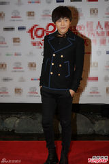 组图：吴奇隆光棍节不谈爱 刘诗诗身体亮红灯