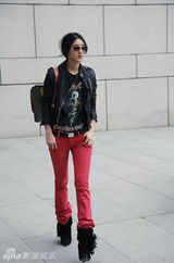 组图：陈燃情人节上演异国街头的美丽遇见