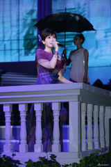 高清：孟庭苇化身月亮公主唱响“纯真年代”