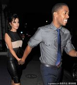 组图：谢丽尔-科尔与舞男新欢高调晒恩爱