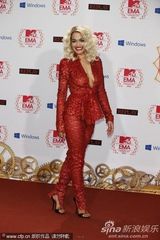 组图：2012MTV欧洲音乐大奖众星红毯璀璨