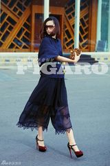 组图：张歆艺最新街拍曝光 优雅出街展现超气场