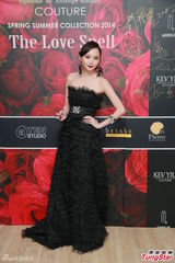 组图：吴雨霏无惧发烧秀性感 张敬轩没胆上歌手