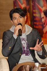 组图：郭富城出席记者会玩混搭 上海演唱会将举行