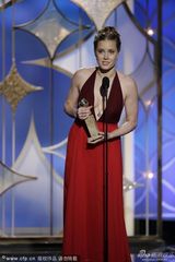 组图：71届金球奖揭晓 莱昂纳多首获喜剧类影帝