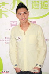 组图：连诗雅向电影圈发展 关楚耀年底开拍笑片