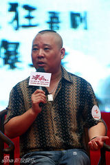 幻灯图集：《三笑》首映 郭德纲银幕初吻成焦点