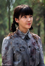 组图：薇女郎杨子姗《一个和八个》致抗战青春