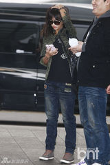 组图：SuperJunior SISTAR等便装亮相机场