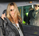 高清：布鲁姆携女友甜蜜感恩 安妮斯顿形单影只 