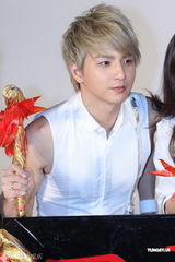 组图：LOLLIPOP F专辑庆功大秀舞技 公布择偶标准