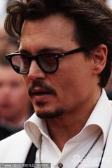 高清图：《加勒比4》首映礼 约翰尼·德普帅气现身