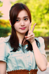 组图：《等待绽放》主创集体卖萌秀现场照