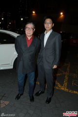 组图：霍震霆见长孙心情大好 劝儿媳晶晶多休息