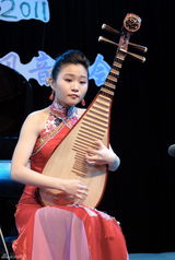 高清组图：陈燕重返舞台 楼氏传人演绎凄美理念