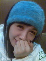 幻灯图：李菲儿自拍照曝光 “宅男杀手”笑容甜美