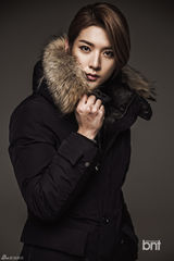 高清组图：韩团NU'EST冬季写真大秀美少年范儿