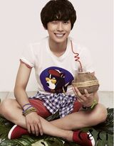 高清图：帝国之子林时完金桐俊海军风俏皮写真