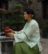 高清图：《旱码头》央一热播 范志博张丰毅谱恋曲