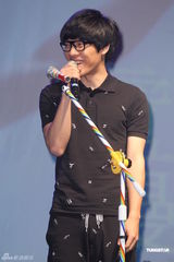 组图：鬼才卢广仲7月再度搞怪开唱 发行限量套票 