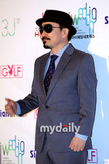 组图：韩星郑俊浩幸福完婚 张东健金泰熙等到贺