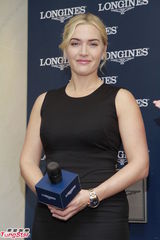 组图：凯特温丝莱特现身香港 盛赞李安欲进军亚洲