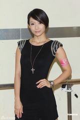 组图：无线台庆项目进行彩排 众美女艺员热舞