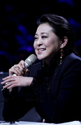 组图：倪萍江西卫视当评委 避谈春晚话题