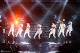 高清组图：韩团INFINITE首尔开个唱现场火爆似王子