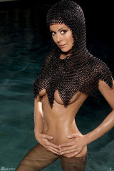 组图：混血美女布鲁克-伯克性感写真秀曲线