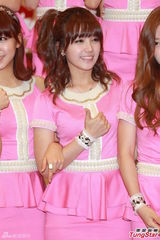 高清组图：Beast等赴港开唱 泫雅望与PSY再合作