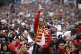幻灯图集：墨西哥逾万人同舞纪念杰克逊第51个生日