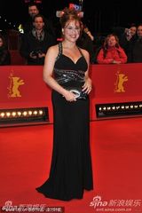 高清组图：电影节主席迪特捧场竞赛片《奖励》首映