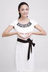 姚晨倾情代言公益行动 感恩母爱真情流露(组图)