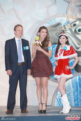 组图：陈豪疑想追生女儿 谢婷婷单身过圣诞