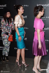 组图：众星出席时装展 陈嘉桓拒评马德钟事件