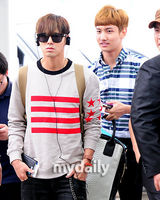 组图：神起SJ少时等SM家族赴印尼开唱亮相机场