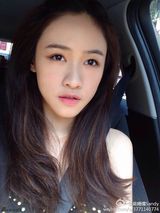 组图：吴宗宪90后长女做甜心主播 俏皮私照曝光