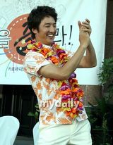 组图：《享受今天》新闻发布会 申贤俊郑俊浩捧场