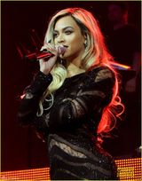 组图：碧昂斯全身透视舞姿性感曲线妖娆