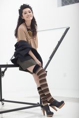 组图：人气女星田中千绘优雅变身复古女郎