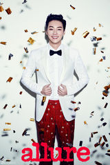 高清组图：韩星尹施允拍写真 俏皮领结浪漫可爱