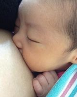 组图：女明星喂奶照母性十足 范冰冰许晴尺度大