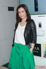 组图：伍咏薇力撑杨怡为人 何超盈否认新恋情