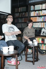 组图：何韵诗黄耀明亮相座谈会 大谈乐坛与工作